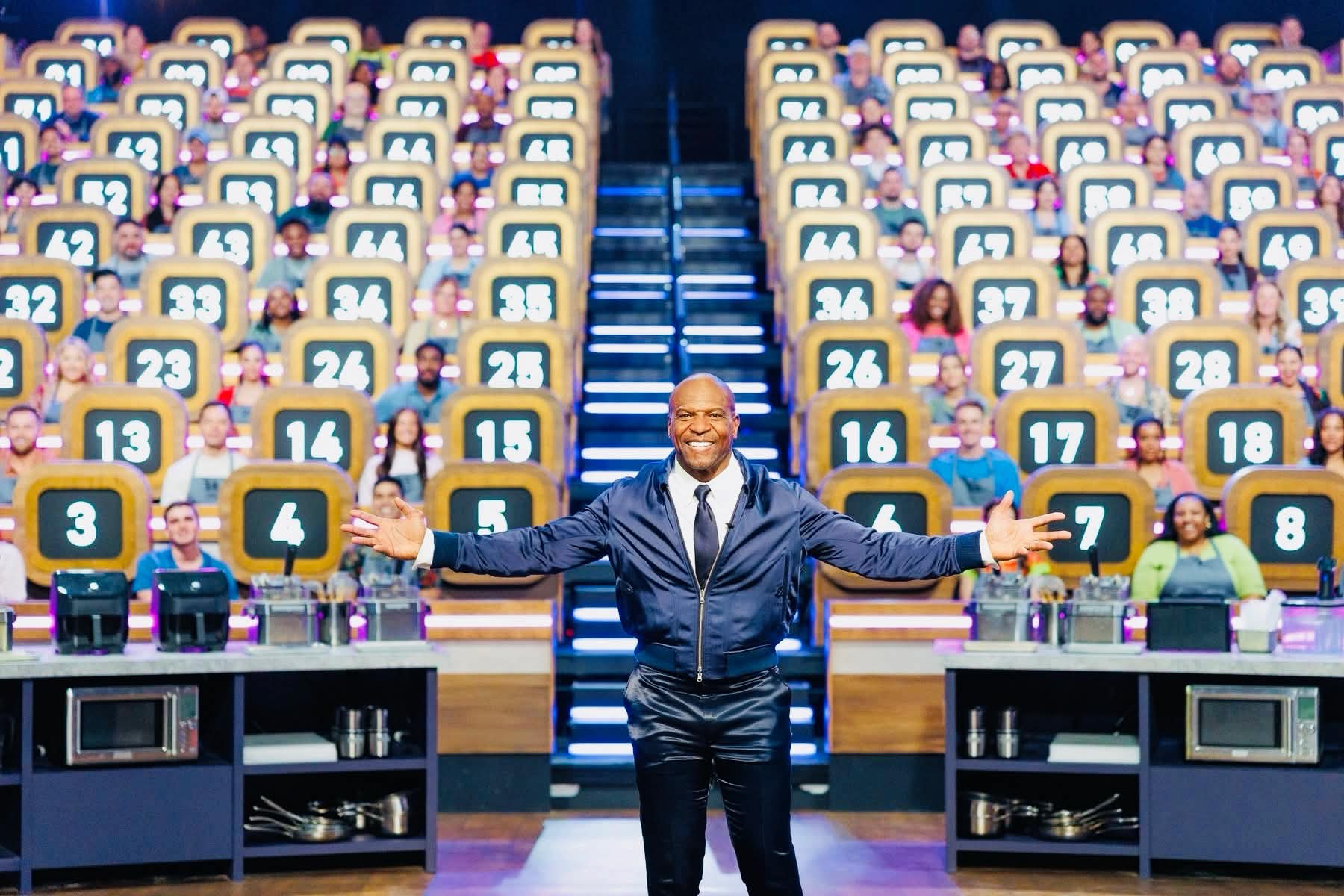 Terry Crews hosting 100 Cooks on Food Network